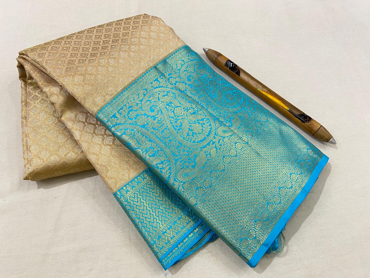 Kanchipuram Handloom pure silk saree
Beautiful fancy Design
