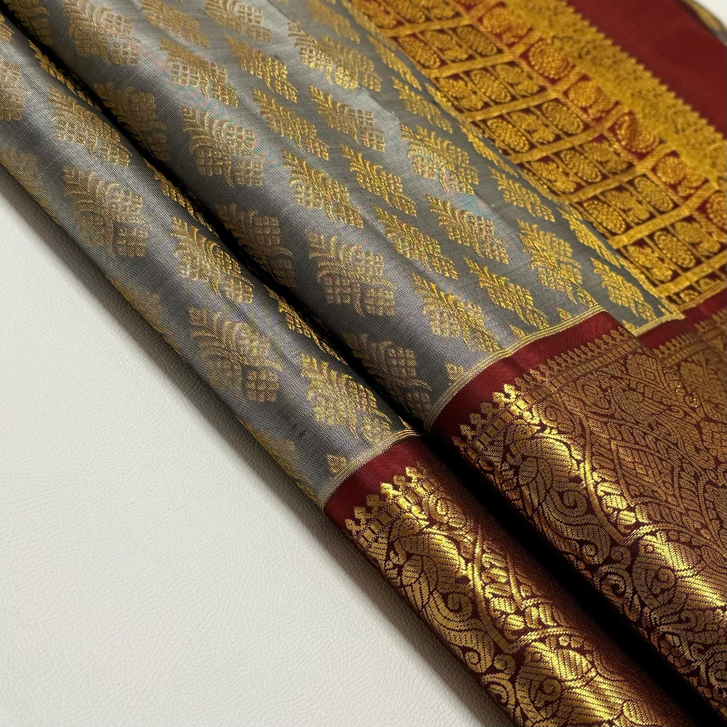 Kanjivaram pure silk handloom double warp contrast grand pallu and blouse *Bridal 1g* 
*SILK MARK TAG WITH HOLOGRAM*