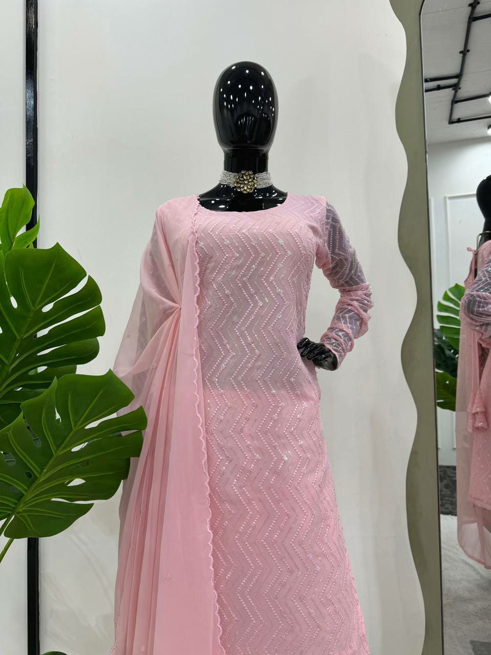 Suti set with dupatta 
Fabric :   Foux gorgette 
Inner   : Micro
Work  : thread with Sequnce  
Stich : M(38),L(40),XL(42) with xxl margin