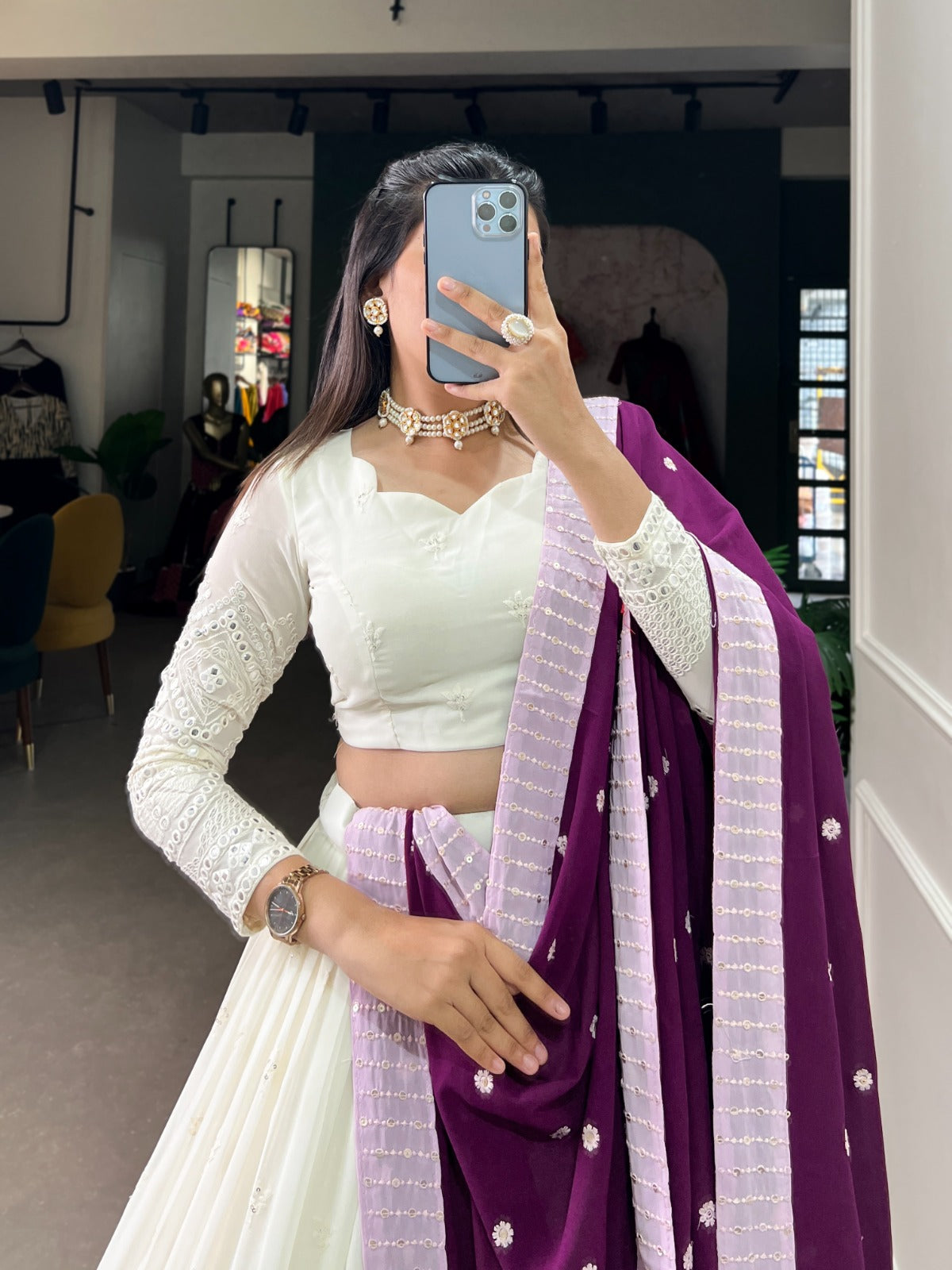 Lehenga choli
Experience timeless elegance with this beautiful lucknowi paper mirror work lehenga 🌸
