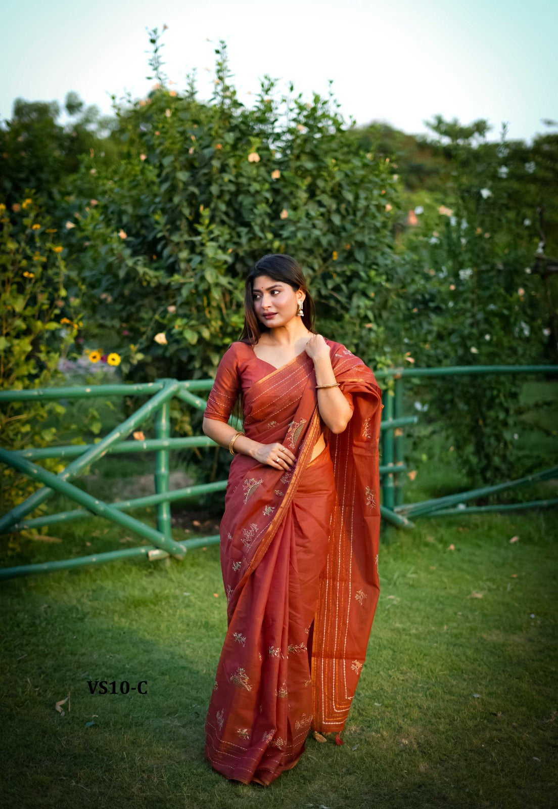 Saree:* Premium Khadi Tussar Silk all over traditional thread work and multicolour kantha stitch border with fancy Tassels