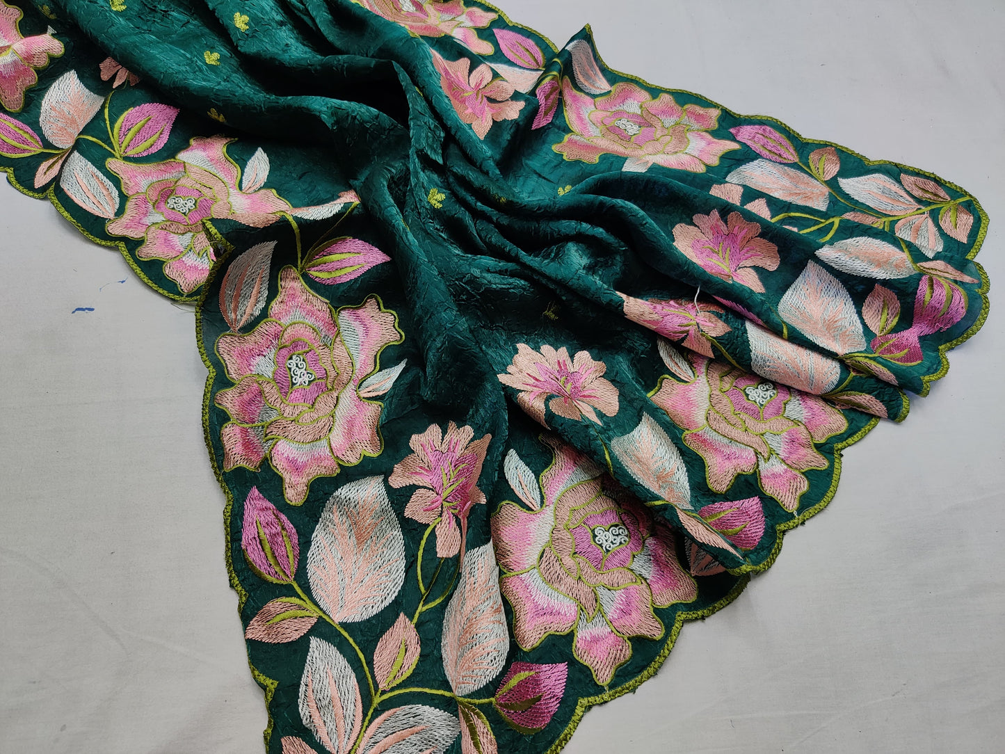 ALLOVER PARSI BORDER AND ALLOVER BUTTI ON CRUSH GEORGETTE saree