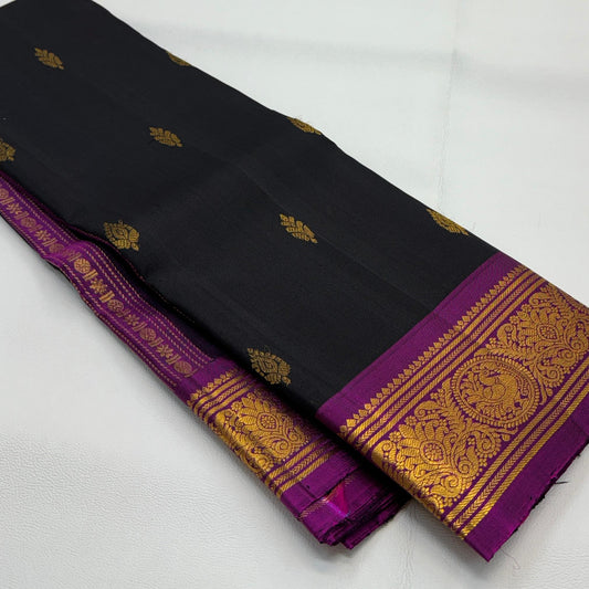 Kanjivaram pure silk handloom double warp contrast grand pallu and blouse  
 Gold zari*