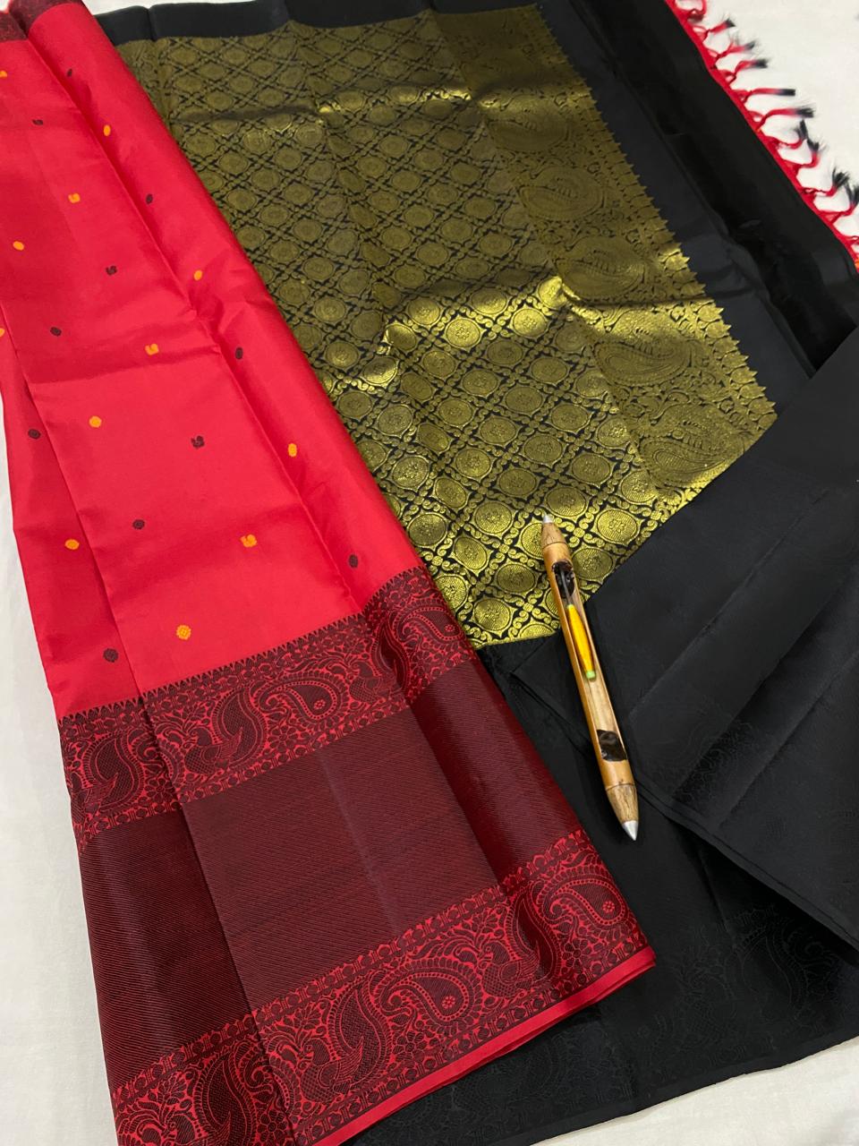 Kanchipuram Handloom pure silk saree
Beautiful fancy Design silk butta  collection beautiful type sarees*