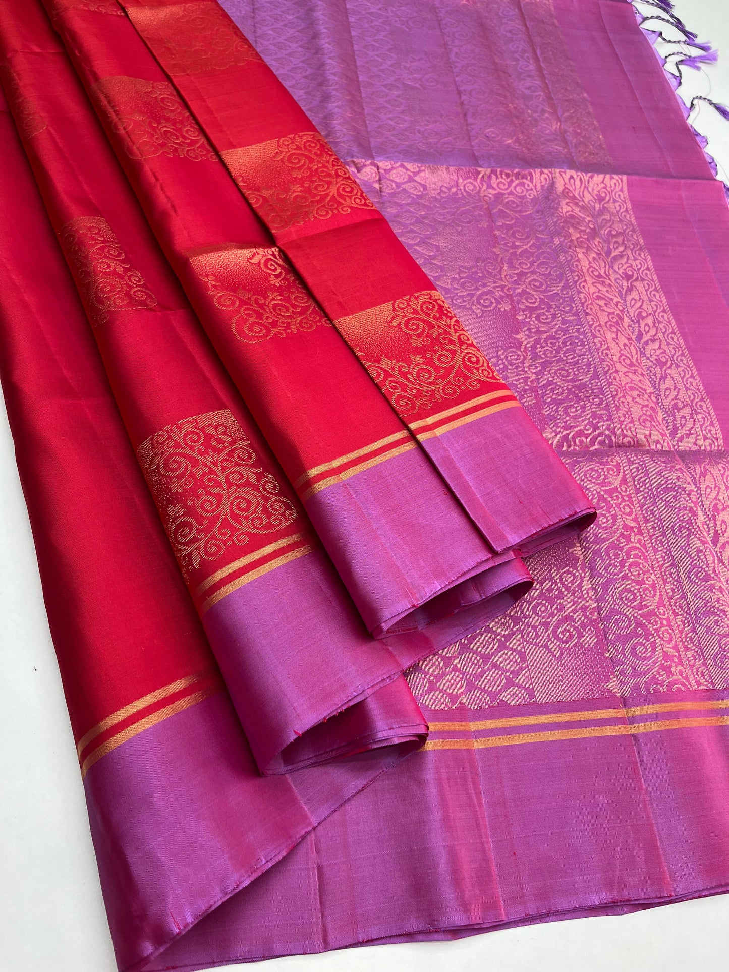 EXCLUSIVE SOFT SILK BHUTTA DESIGN SAREES
PURE HANDLOOM SOFT SILK SAREES
TRENDY FANCY DESIGN
DOUBLE WARP