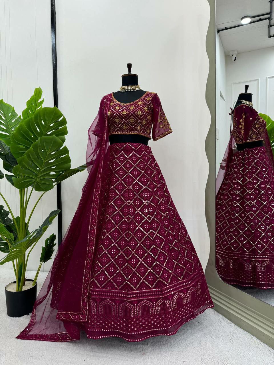 DESIGNER BRIDAL Lehengha 
Fabric : Foux gorgette 
Work  thread with 9mm Sequnce