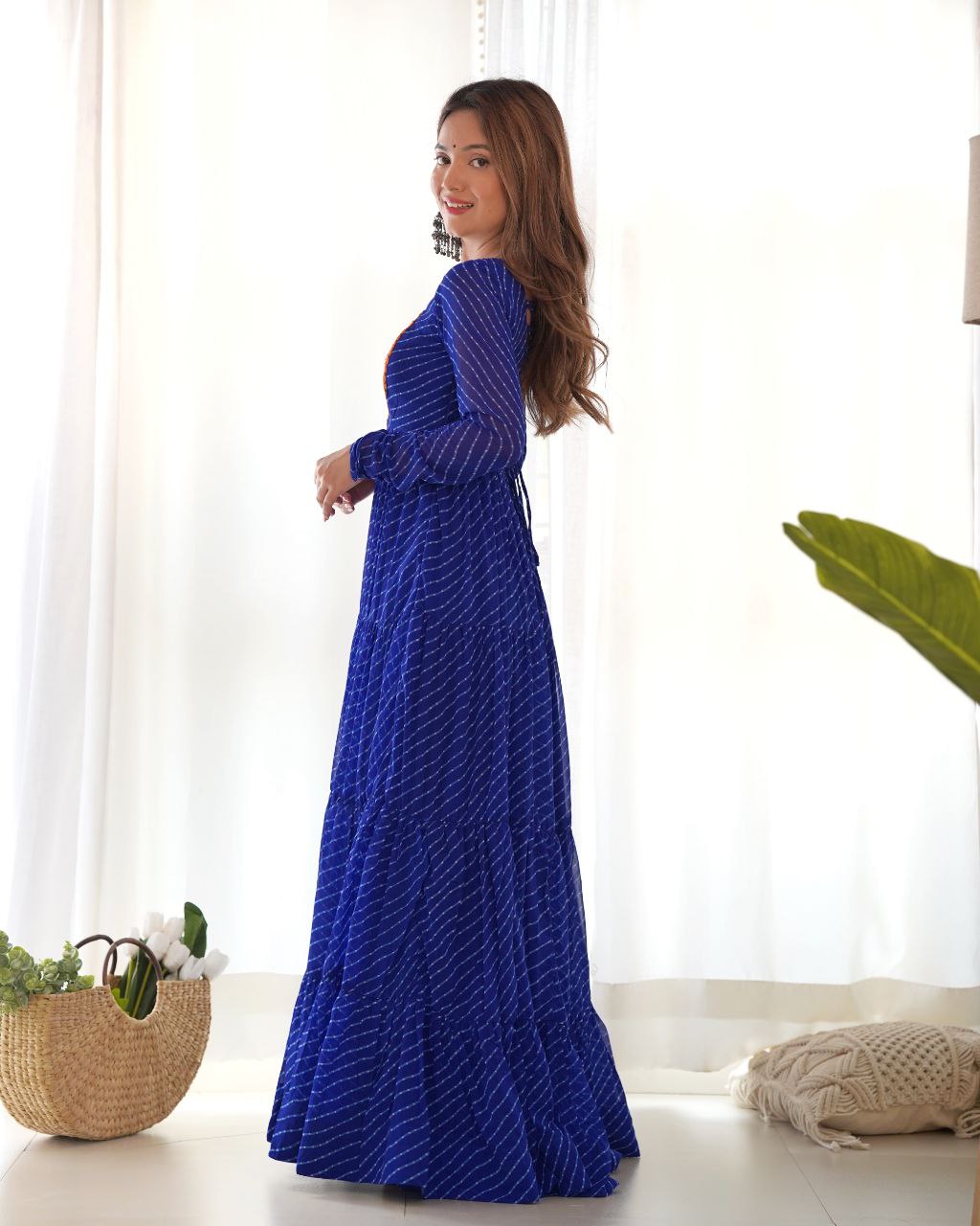 ANARKALI FABRIC : HEAVY PURE SOFT FOX GEORGETTE LAHERIYA PRINT Gown