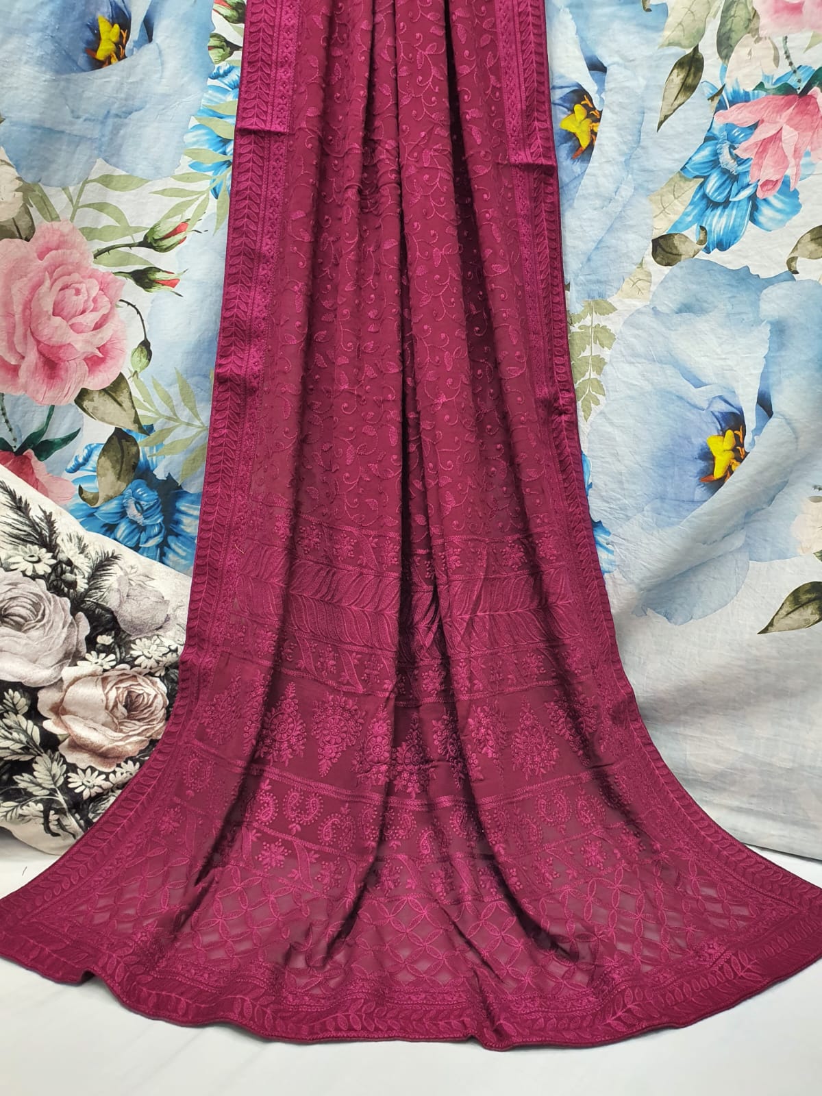 ALLOVER PURE LUCKNOWI CHIKANKARI SAREE ON PURE VISCOS saree*