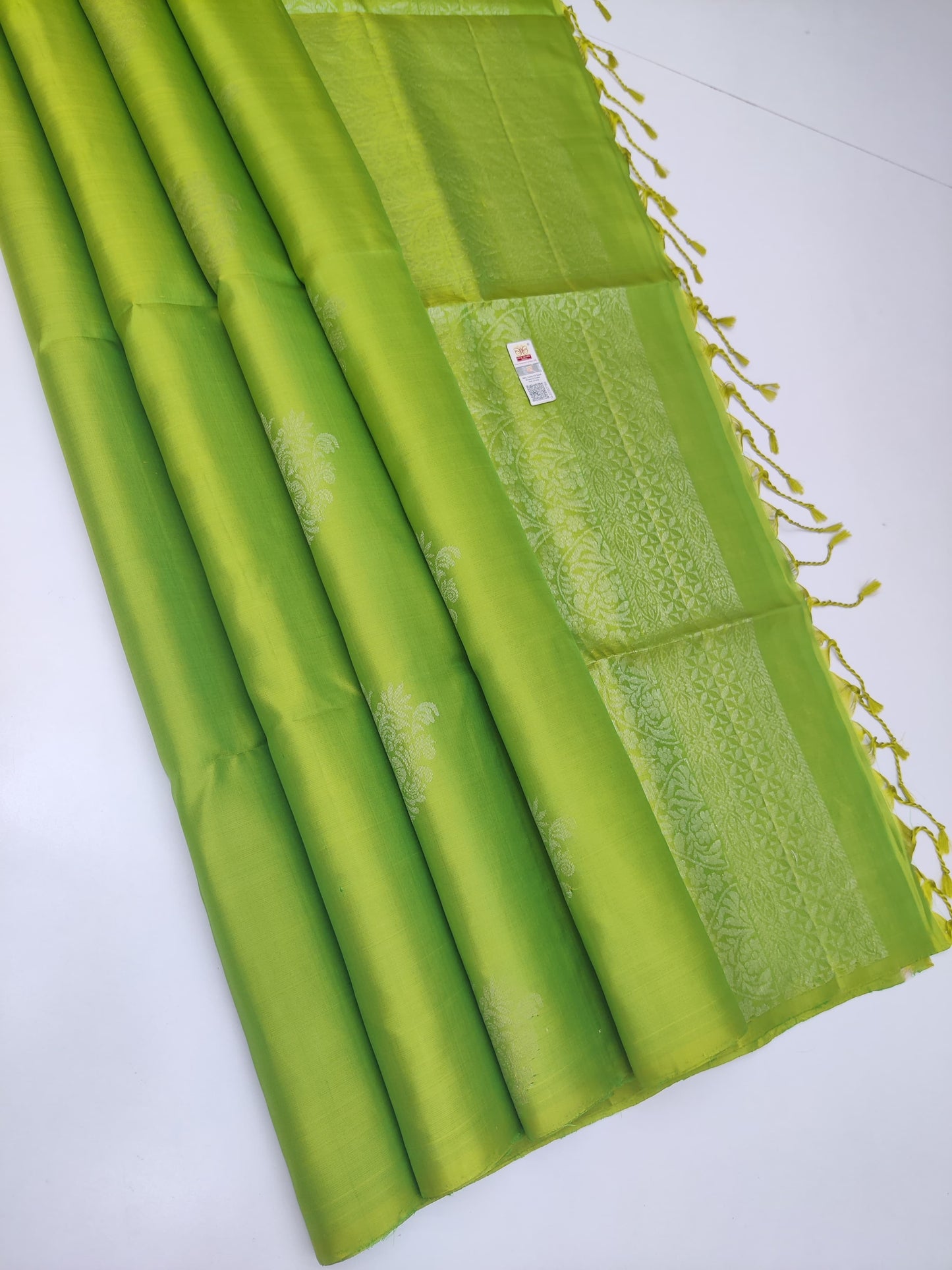 Pure handloom kanchi soft silk sarees
Silk mark certified