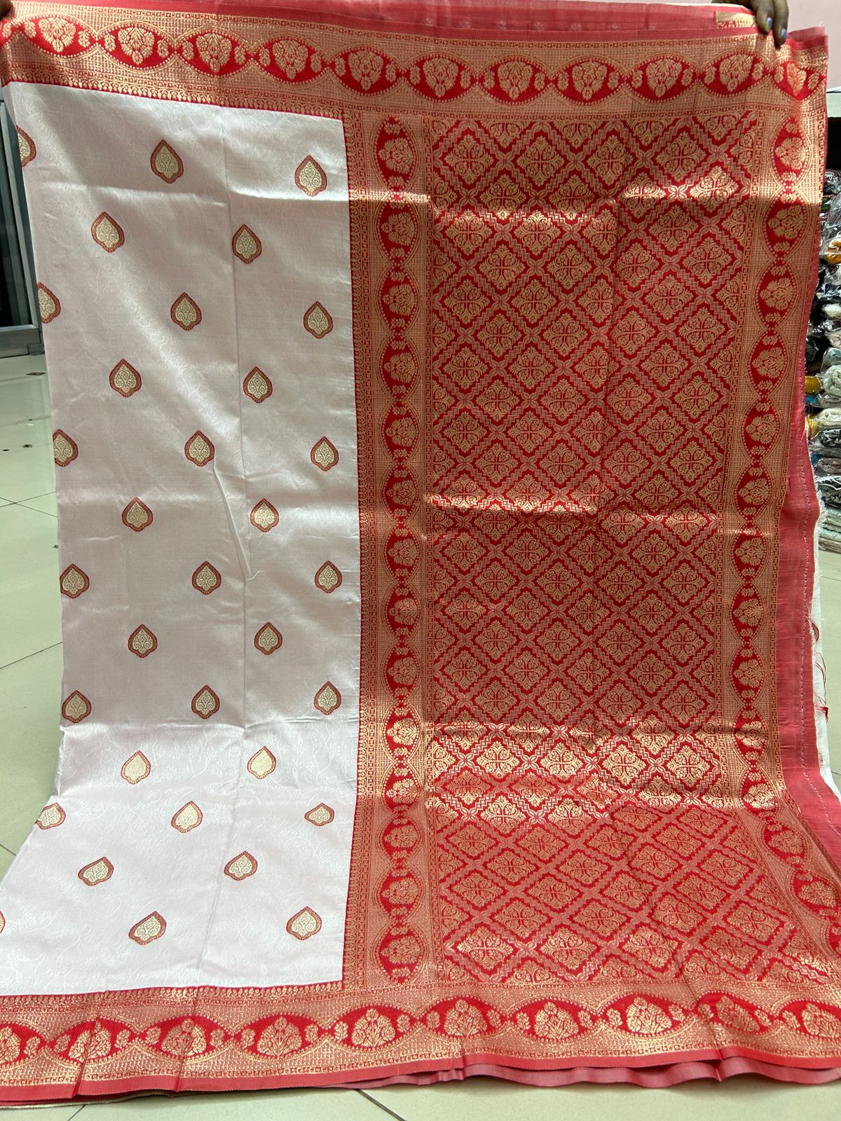 Durga Pujo Special
White Red Saree*
Soft Silk Saree with Weaving Work