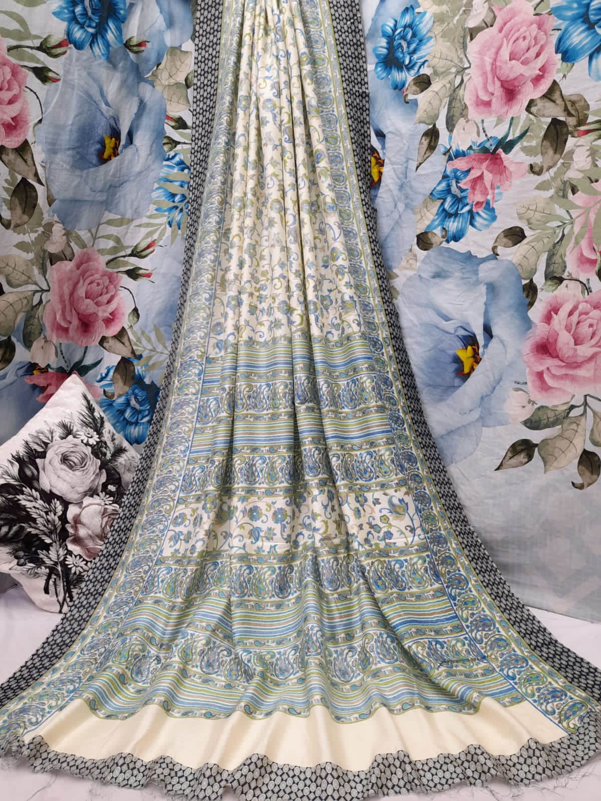 Pashmina saree*