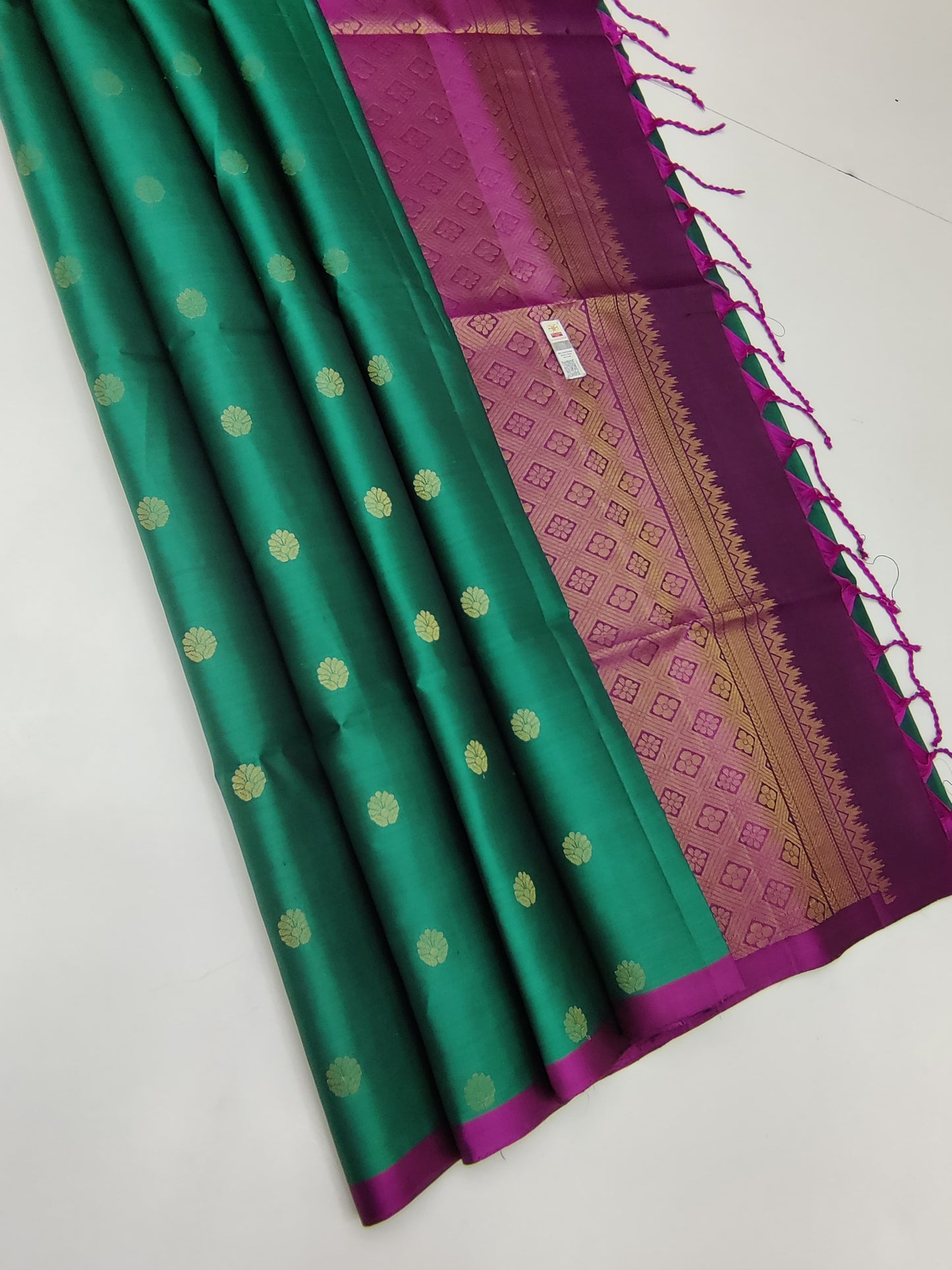 Pure handloom kanchi soft silk sarees
Silk mark certified
