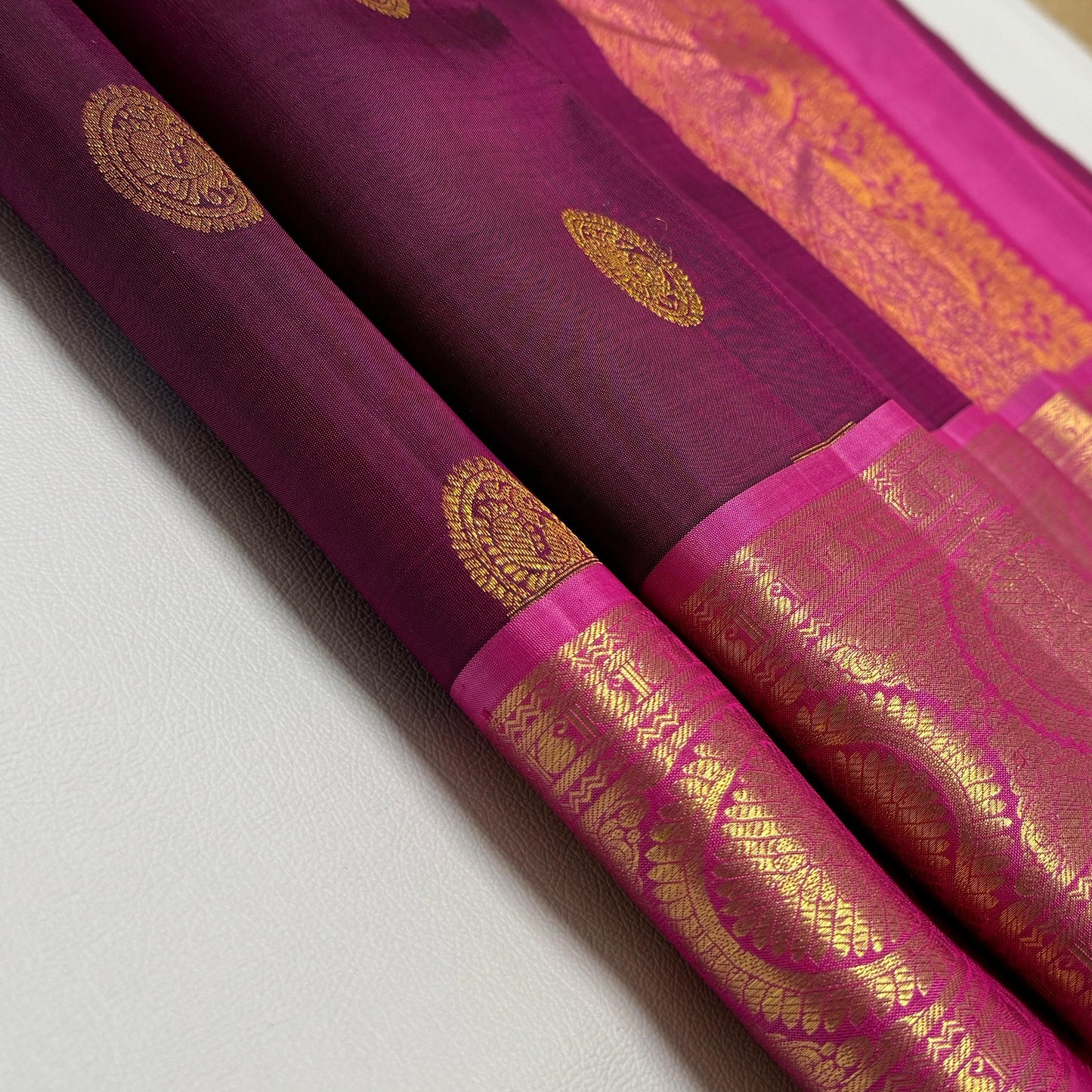 Kanjivaram pure silk handloom double warp contrast grand pallu and blouse *Gold zari 2g*