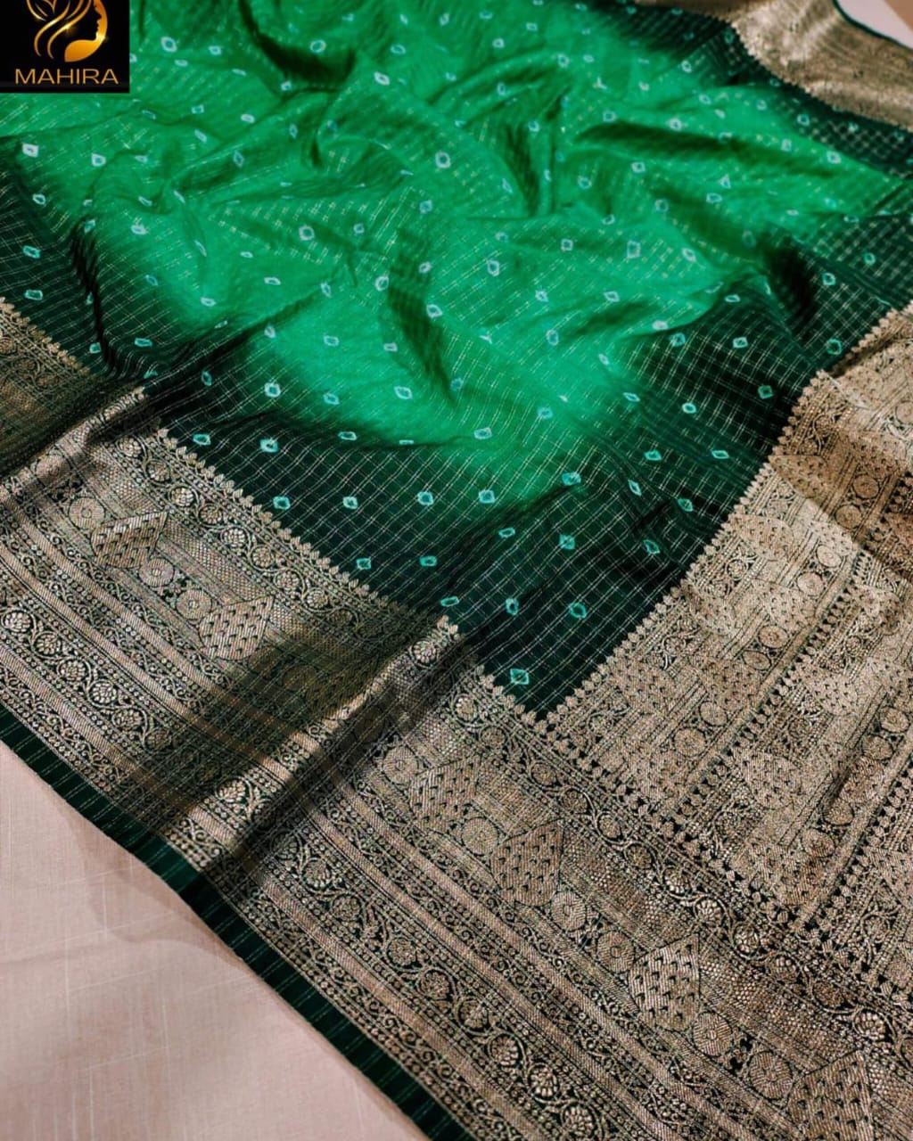 Handwoven Banarasi Dyeble Warm Silk Saree*