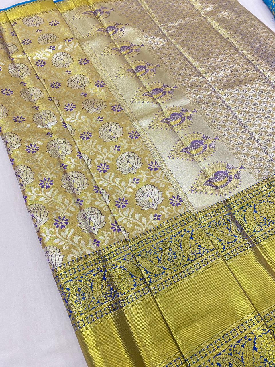 Kanchipuram semi Tishu silk sarees
Beautiful Design 
beautiful tishu bridal Semi silk sarees*