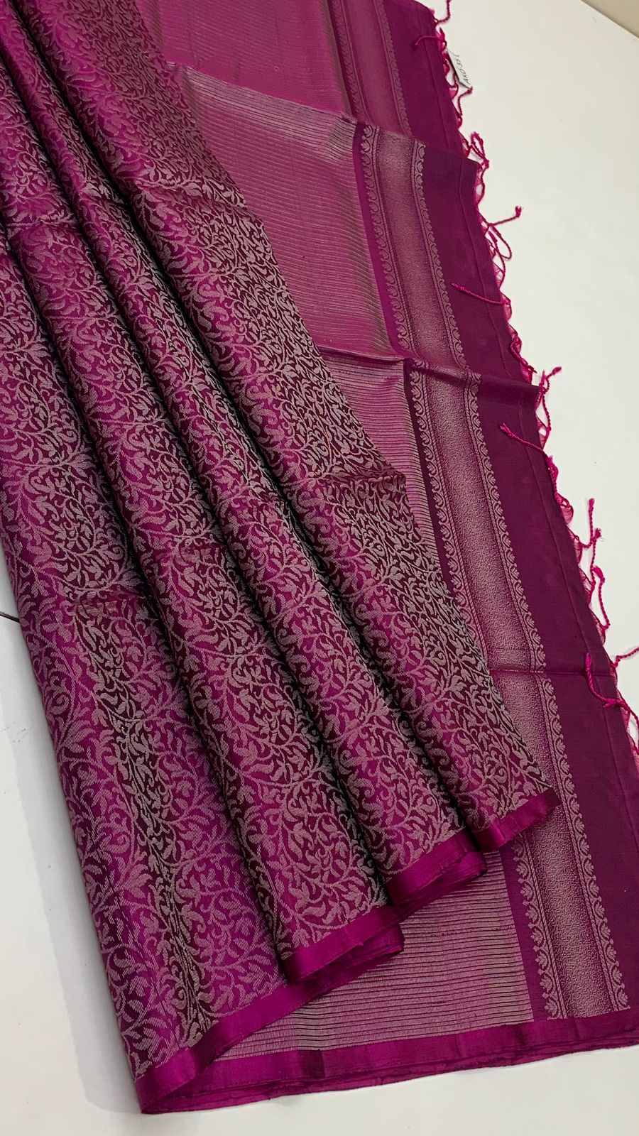 Pure handloom  borderless Allself bridal Double warp soft silk sarees collections ..with contrast Pallu and blouse