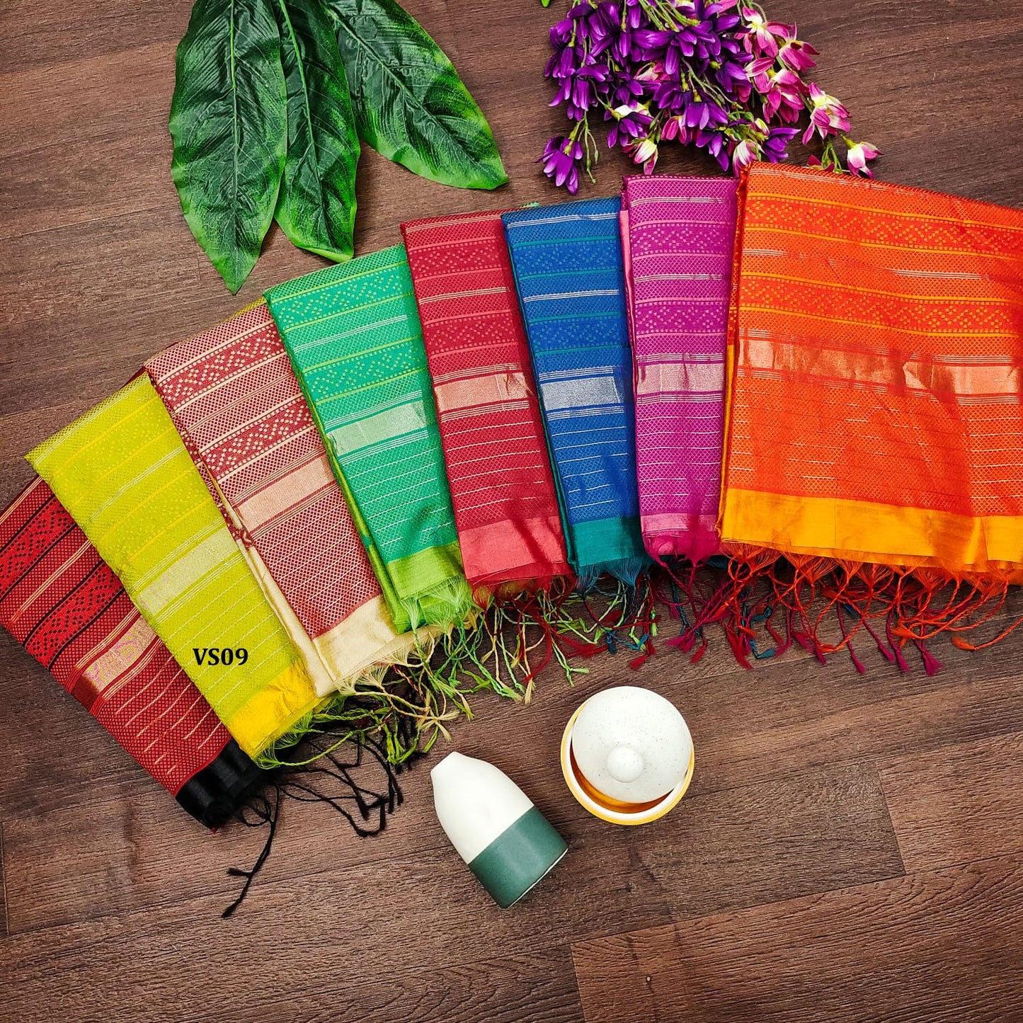 Saree:* Khadi Raw Silk Contrast Weaving Pallu With Royal Tassels With Jamdhani Weaving Border