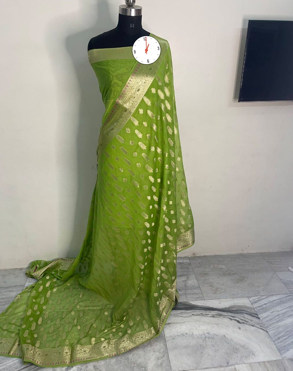BANARASI SEMI GEORGETTE SAREES*
BORDER MINA SILK SAREE*
ALL OVER WEAVING DESIGN*