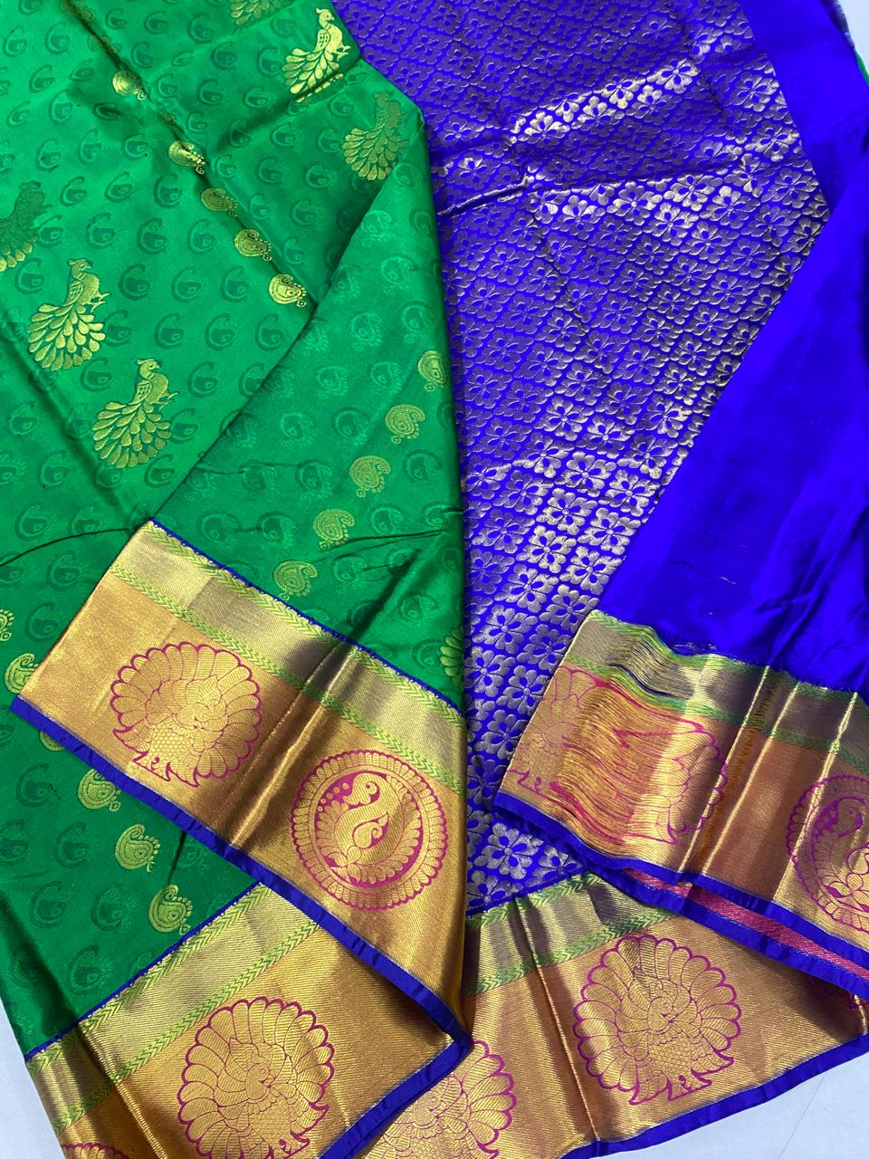 Kanchipuram semi silk sarees
Beautiful Design
beautiful Semi 20%pure mixed soft silk sarees*