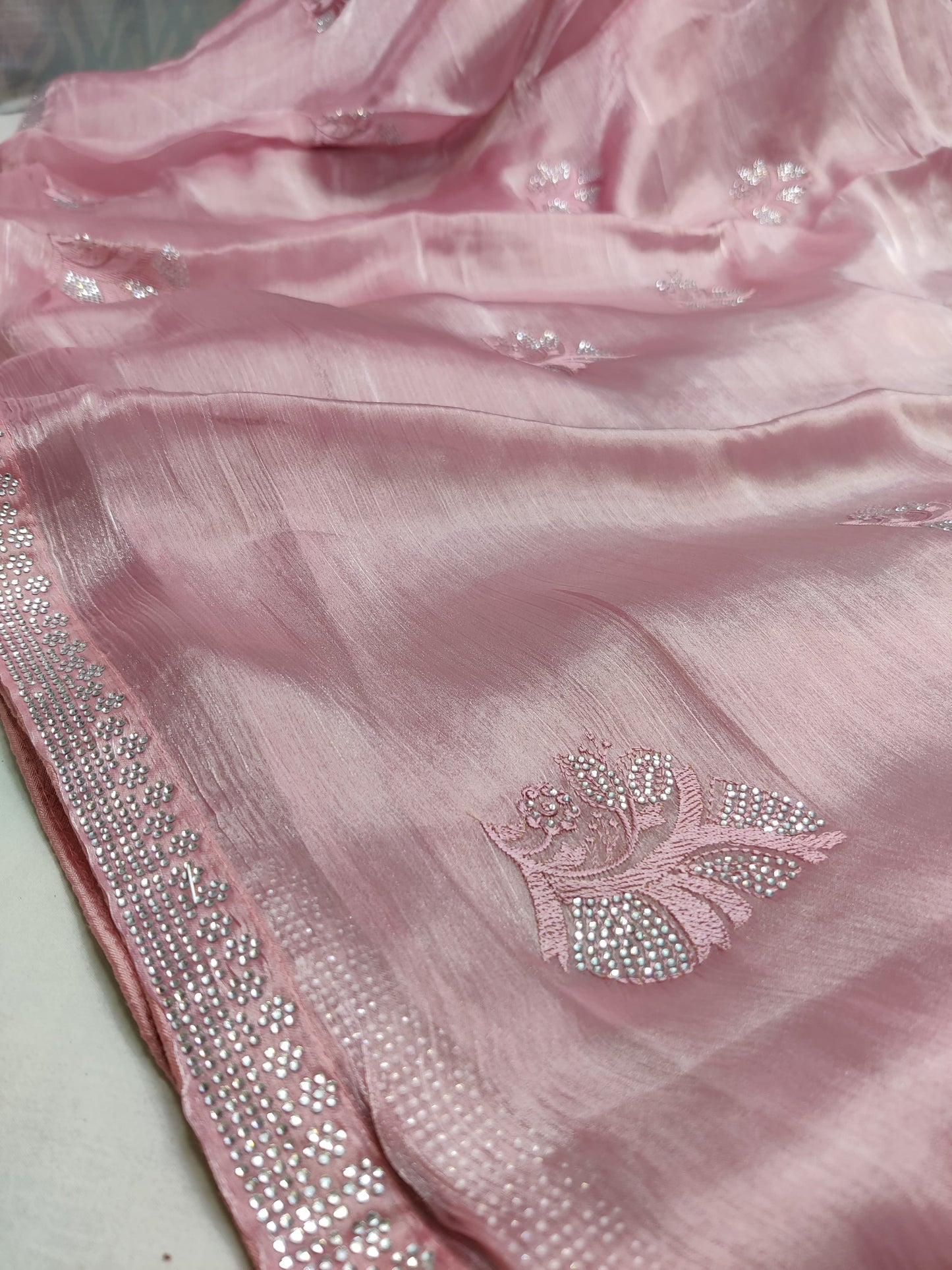 ALLOVER REASHAM BUTTA AND JARKAN STONE WORK AND BORDER ON JIMMY CHOO*saree