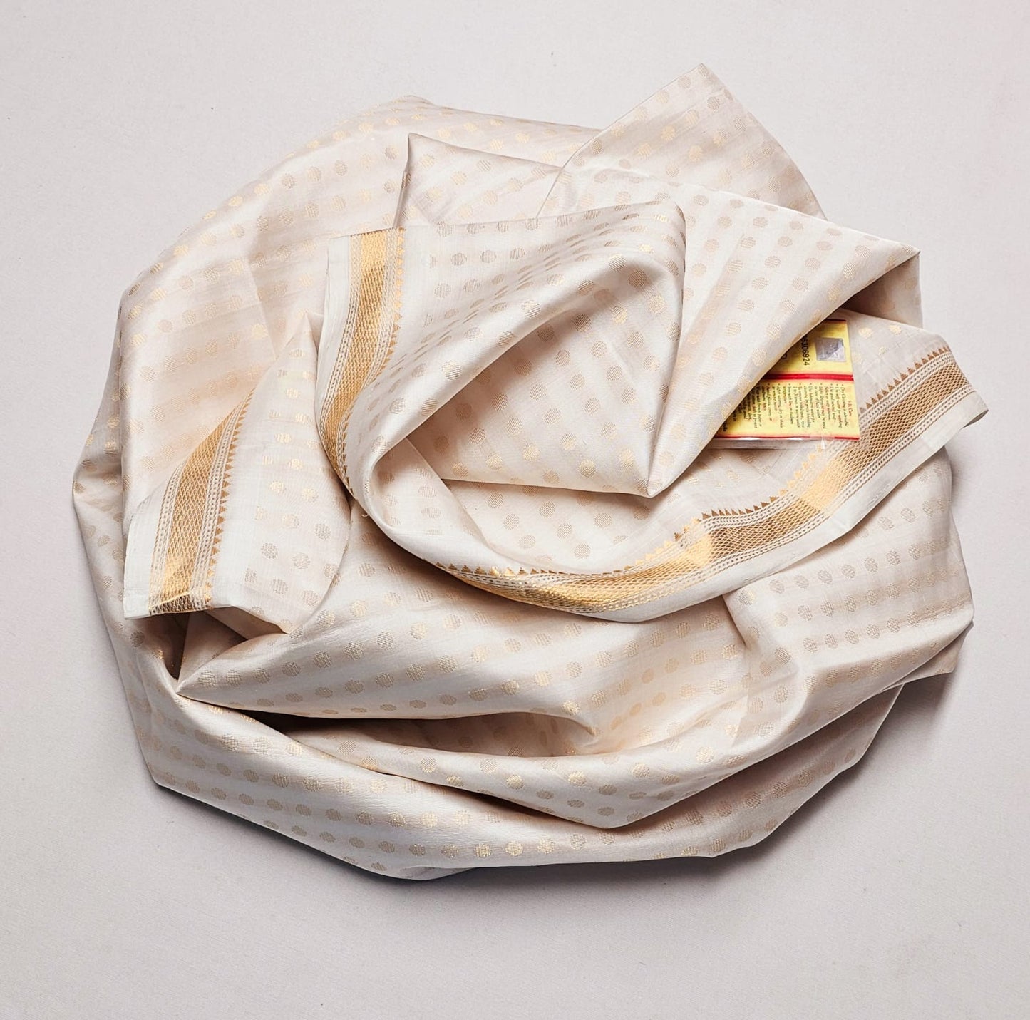 Pure handloom kanchi soft silk sarees
Silk mark certified
