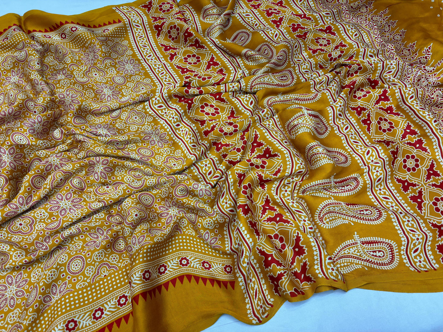 Pure Gajji Silk Saree With Azarkh Print