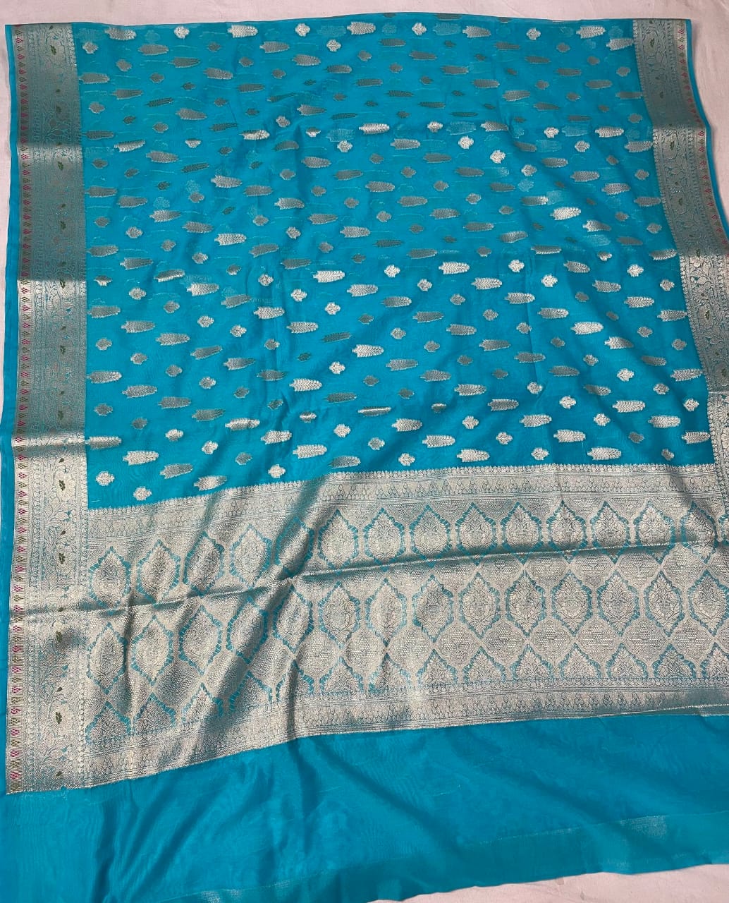 BANARASI SEMI GEORGETTE SAREES*
BORDER MINA SILK SAREE*
ALL OVER WEAVING DESIGN*