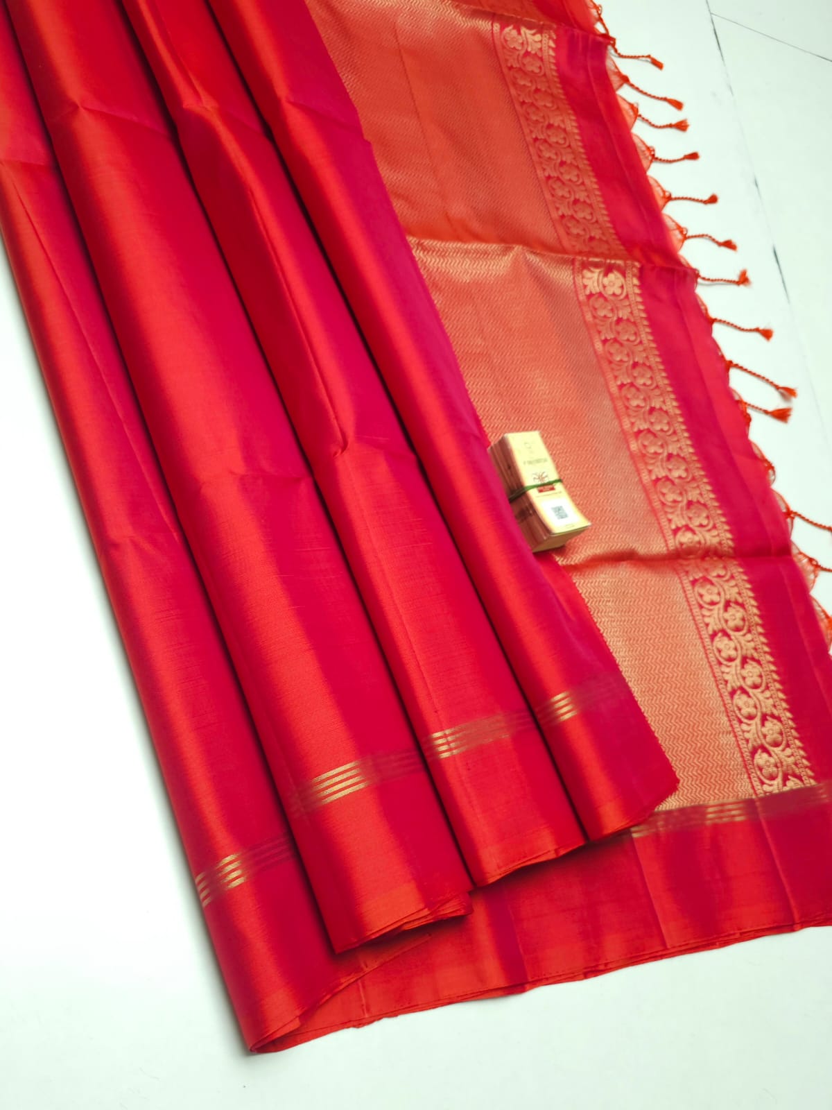 Pure handloom kanchi soft silk sarees
Silk mark certified