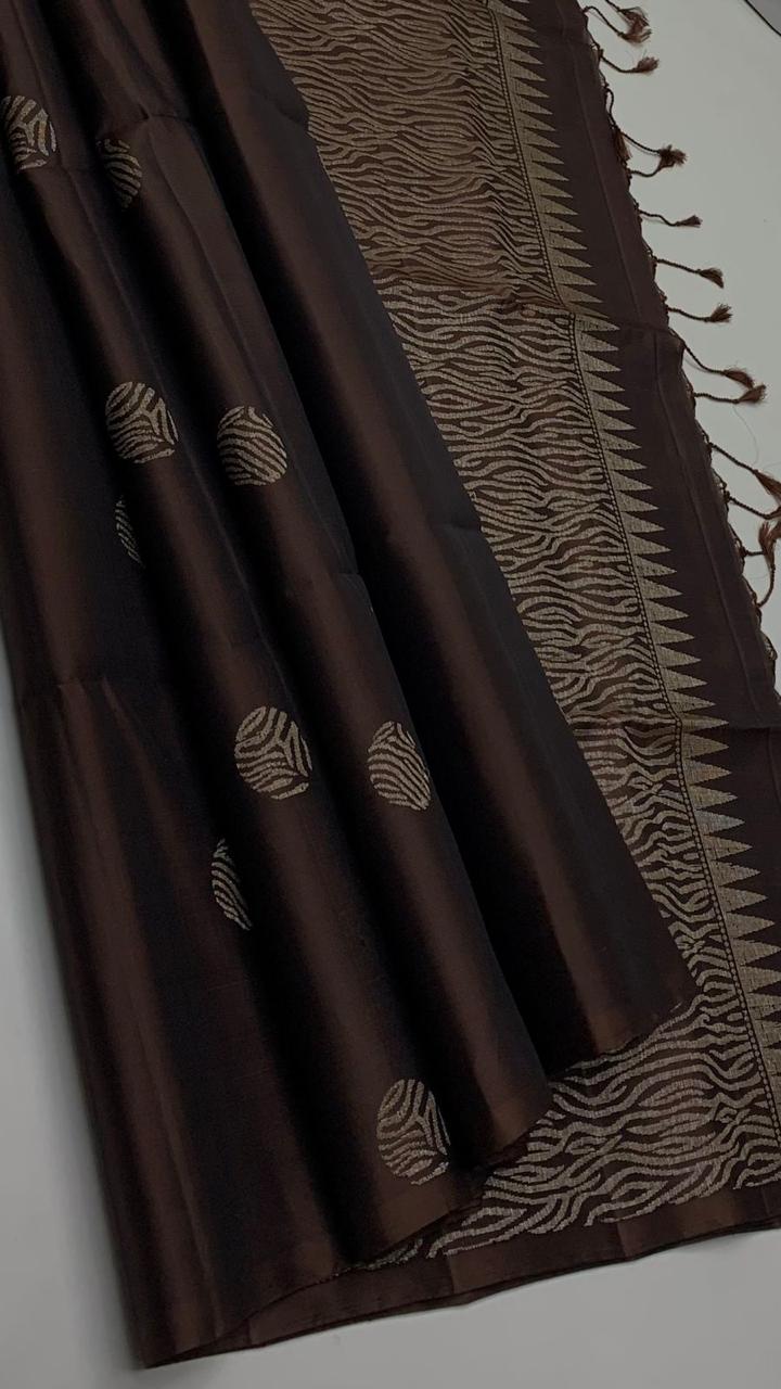 Pure handloom borderless Double warp soft silk sarees collections with self colour contrast Pallu and blouse
