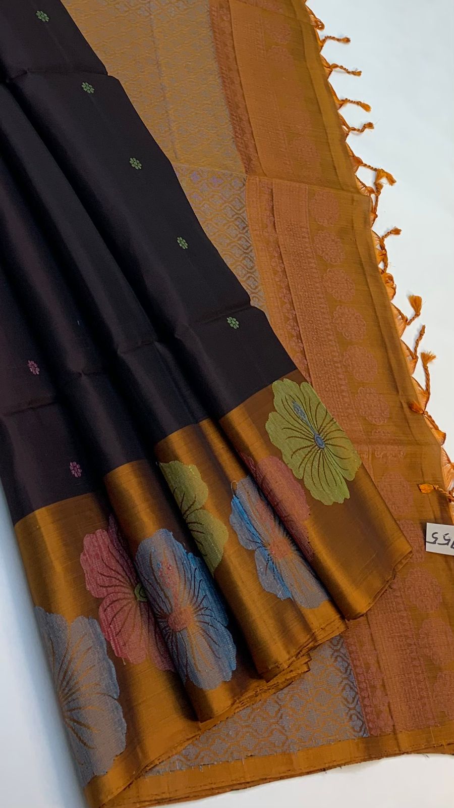 Pure handloom  TURNING BORDER  bridal Double warp soft silk sarees collections with contrast Pallu and blouse