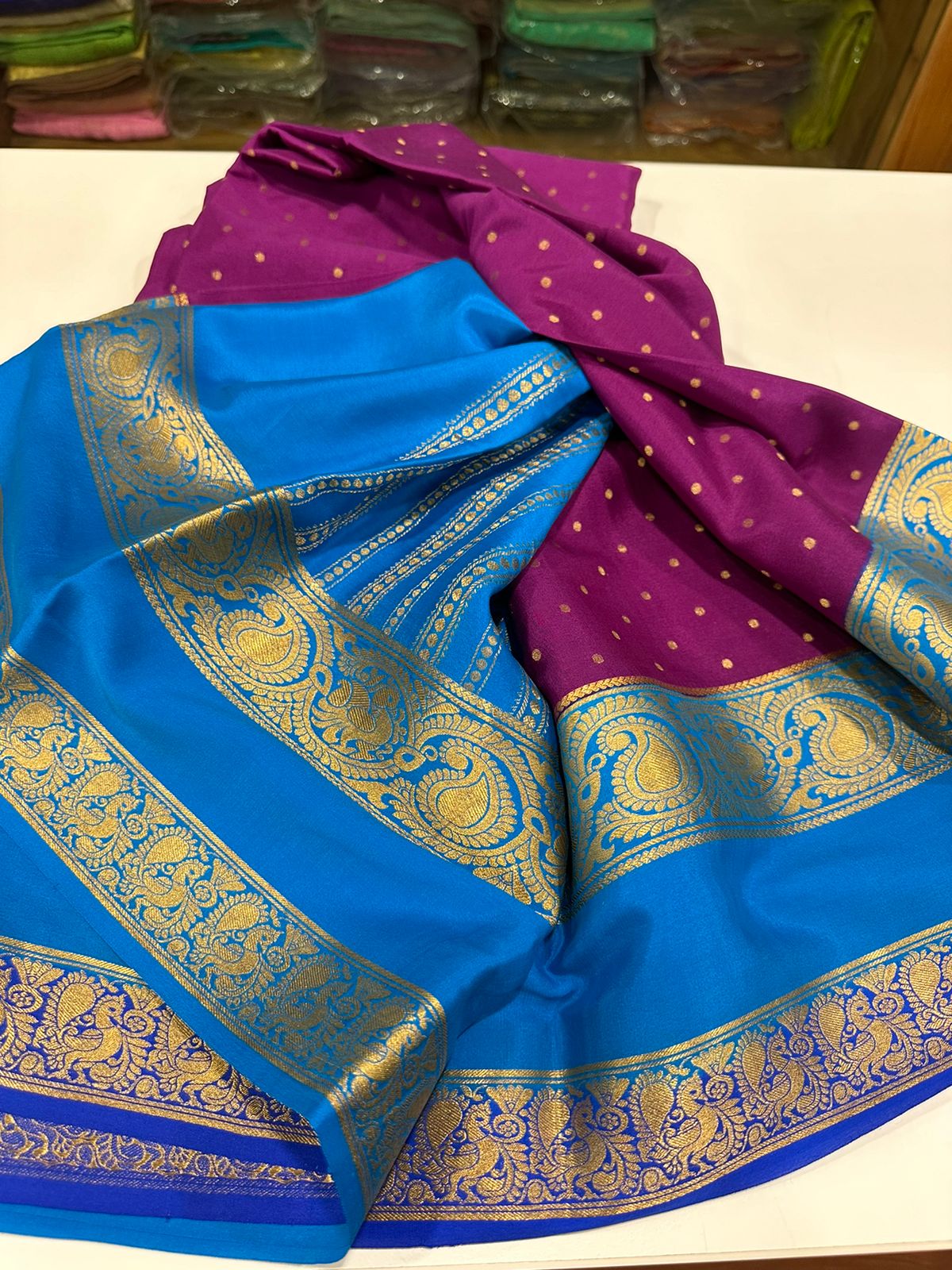 Pure Mysore silk sarees
120 grm thickness  with rich pallu 
Silk mark certified
Big mango n peacock design on border