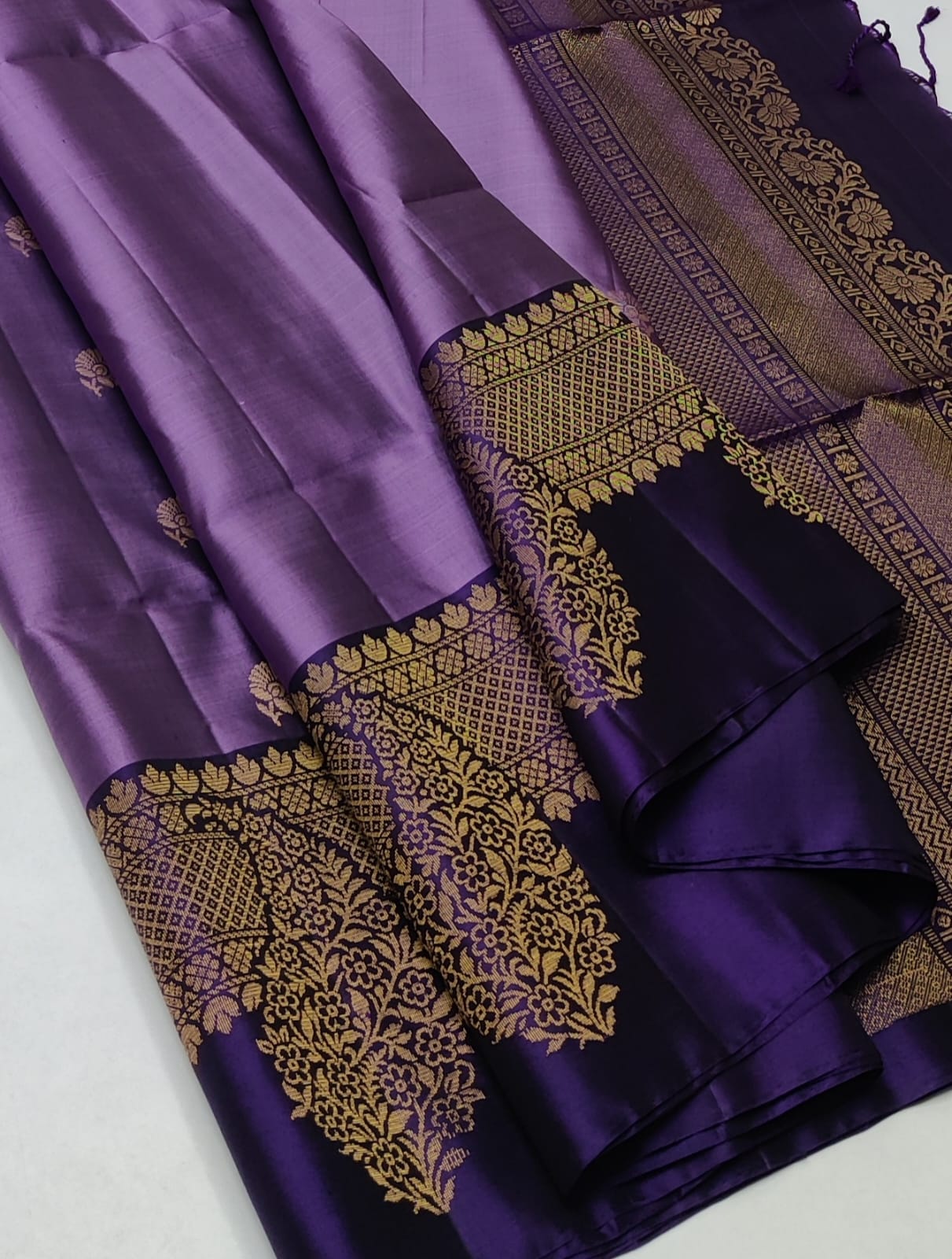 Pure handloom Double warp soft silk saree Turning 
With silk mark certificate