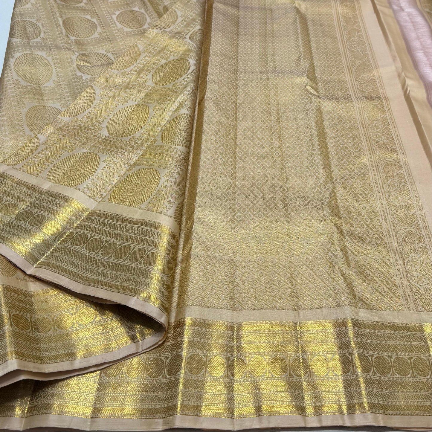 Kanchipuram pure silk handloom double warp self grand pallu and blouse *Bridal 1g* 
*SILK MARK TAG WITH HOLOGRAM*