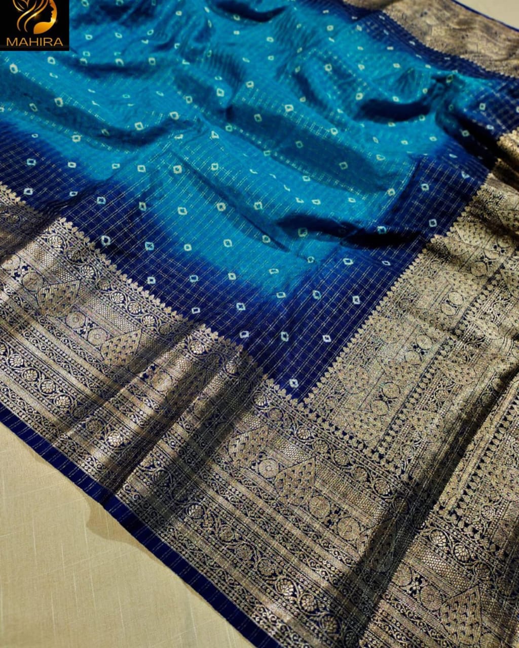 Handwoven Banarasi Dyeble Warm Silk Saree*