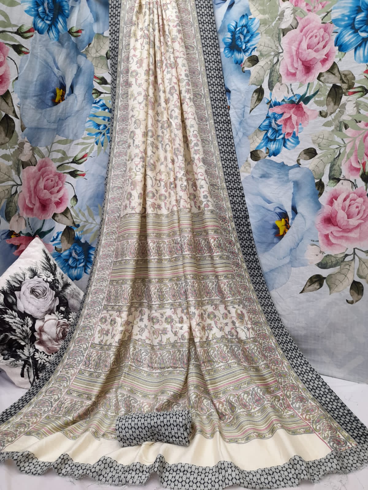 Pashmina saree*