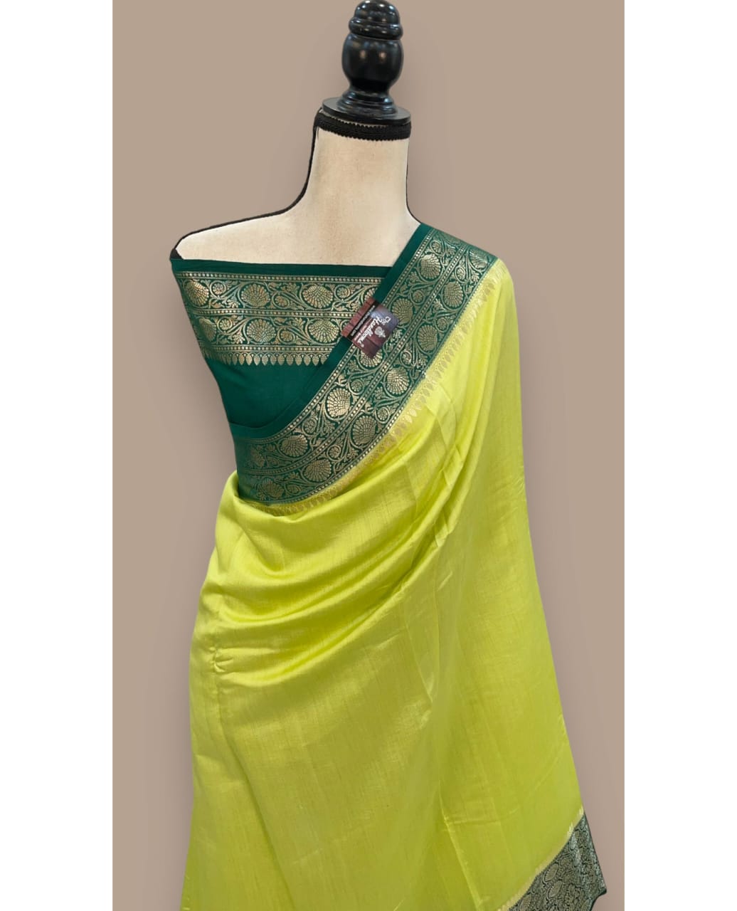 NEW LAUNCH BANARASI DYBLE WARM SILK KAT BAN SAREES*