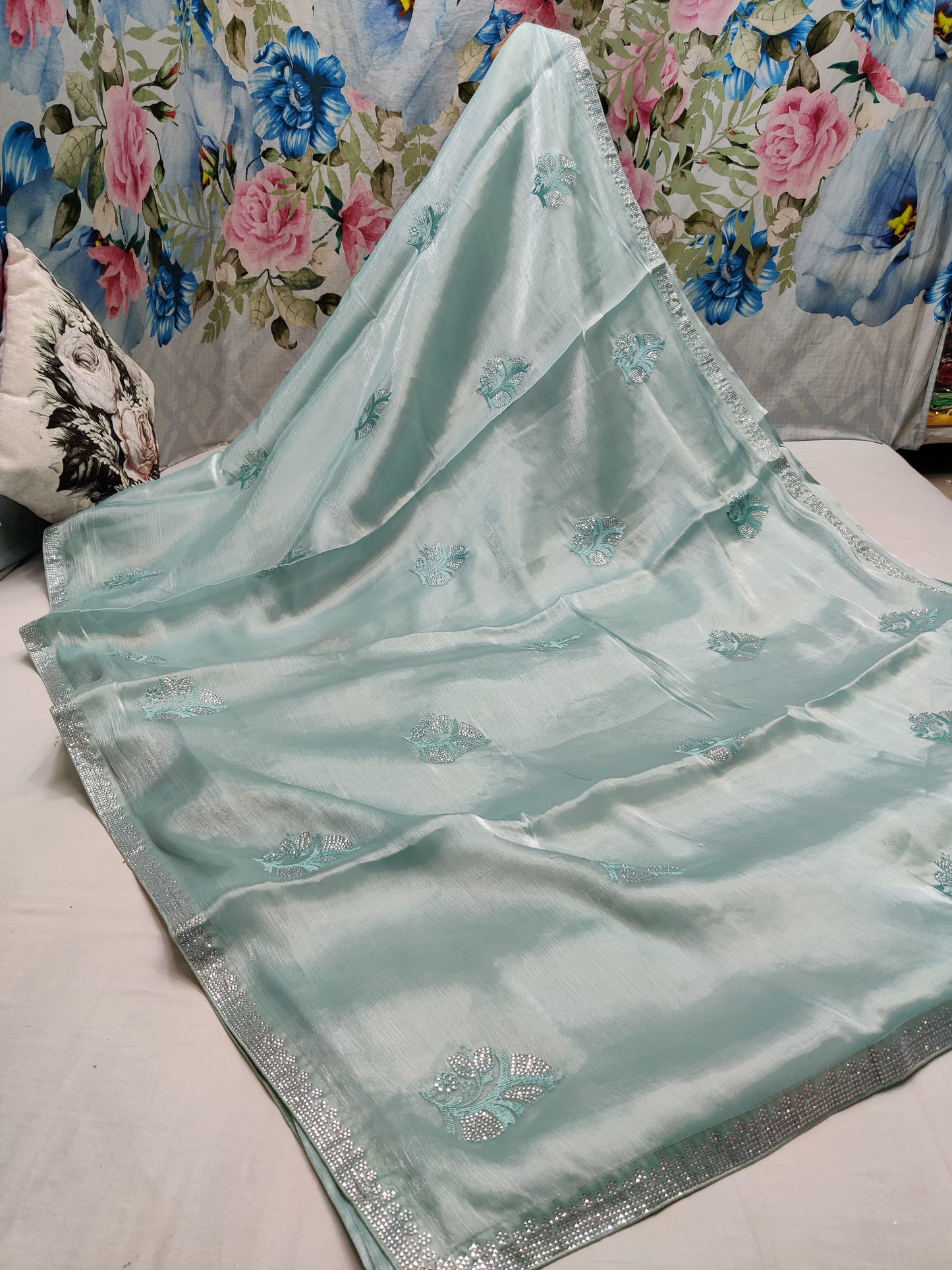 ALLOVER REASHAM BUTTA AND JARKAN STONE WORK AND BORDER ON JIMMY CHOO*saree