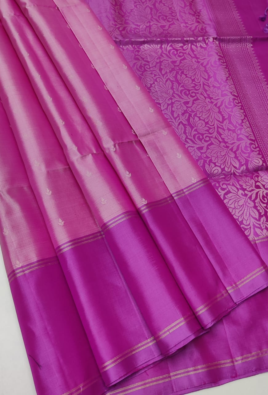 Pure handloom Double warp soft silk saree
Fansy sarees
With silk mark certificate