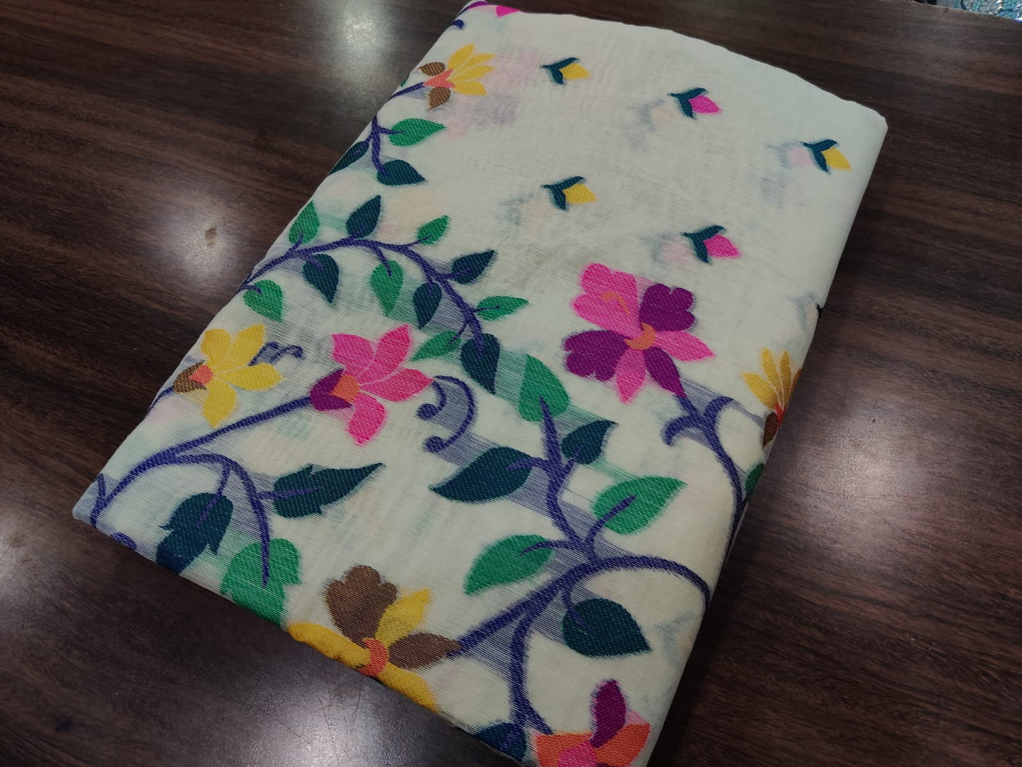 Tantuja slub cotton sarees with all over* *madhobilata weaves*
