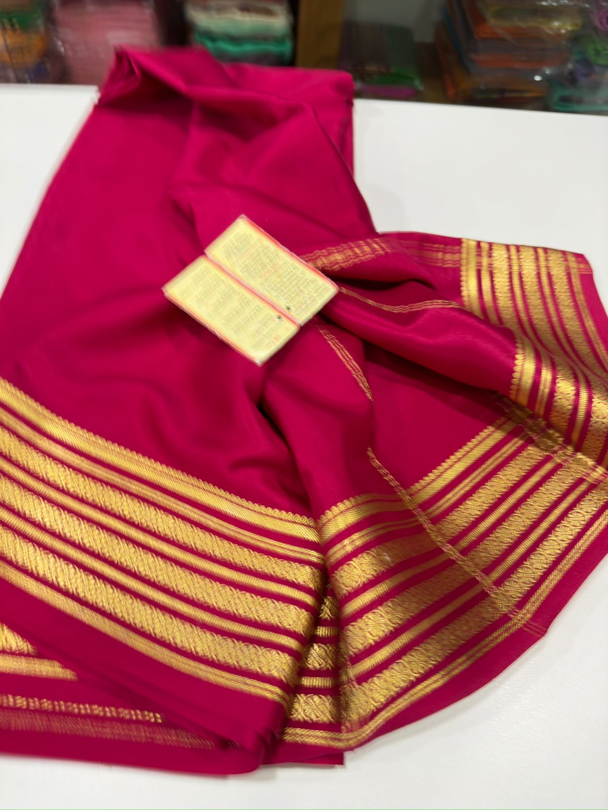 Pure Mysore silk sarees
110 grm thickness 
Silk mark certified.           Traditional border with beautiful Colors💙